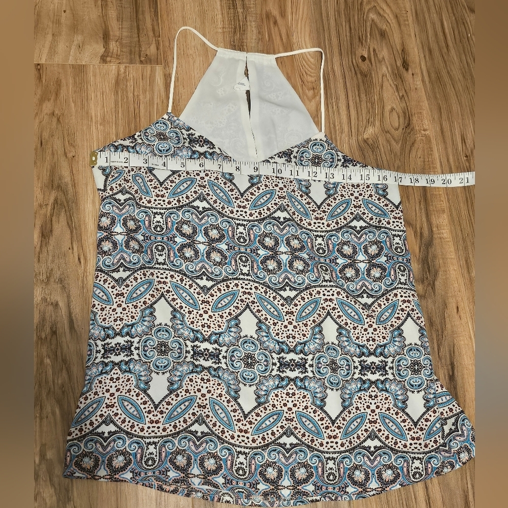 Express Patterned Spaghetti Strap Top - Blue, White, Cream - Picture 4 of 5